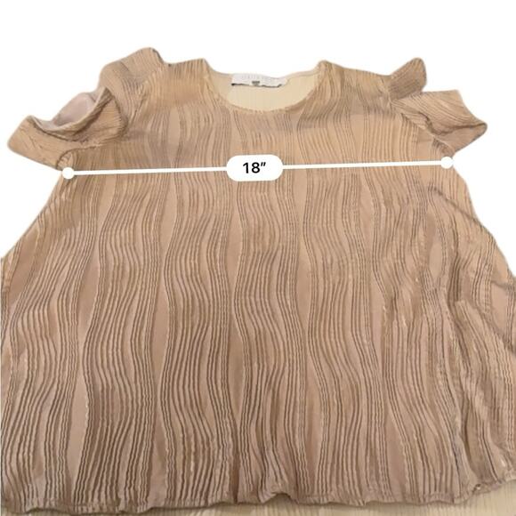 RTR Hunter Bell Ava Pleated Short Sleeve Rose Gold Top‎ Sz L - Picture 8 of 9
